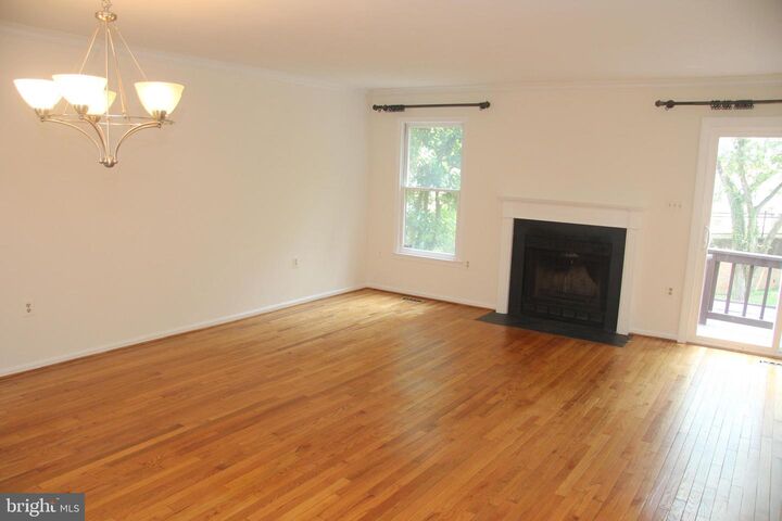 Property Photo: 3804 Vermont Court VA 22304