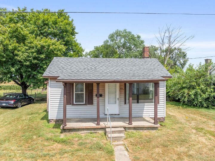 Property Photo: 605 Spring Avenue OH 45005