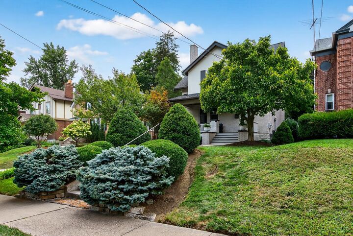 Property Photo:  1217 Delta Avenue  OH 45226 