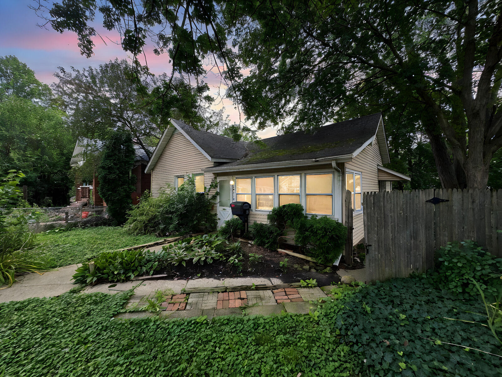 Property Photo:  121 Franklin Street  IN 46304 