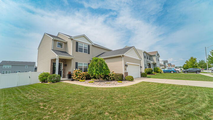 13182 Hayes Street  Crown Point IN 46307 photo