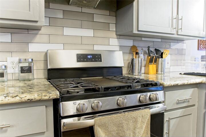 Property Photo:  5303 Lincoln Town Drive  TX 77493 