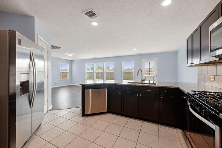 Property Photo: 16358 Oakside Hollow Lane TX 77084