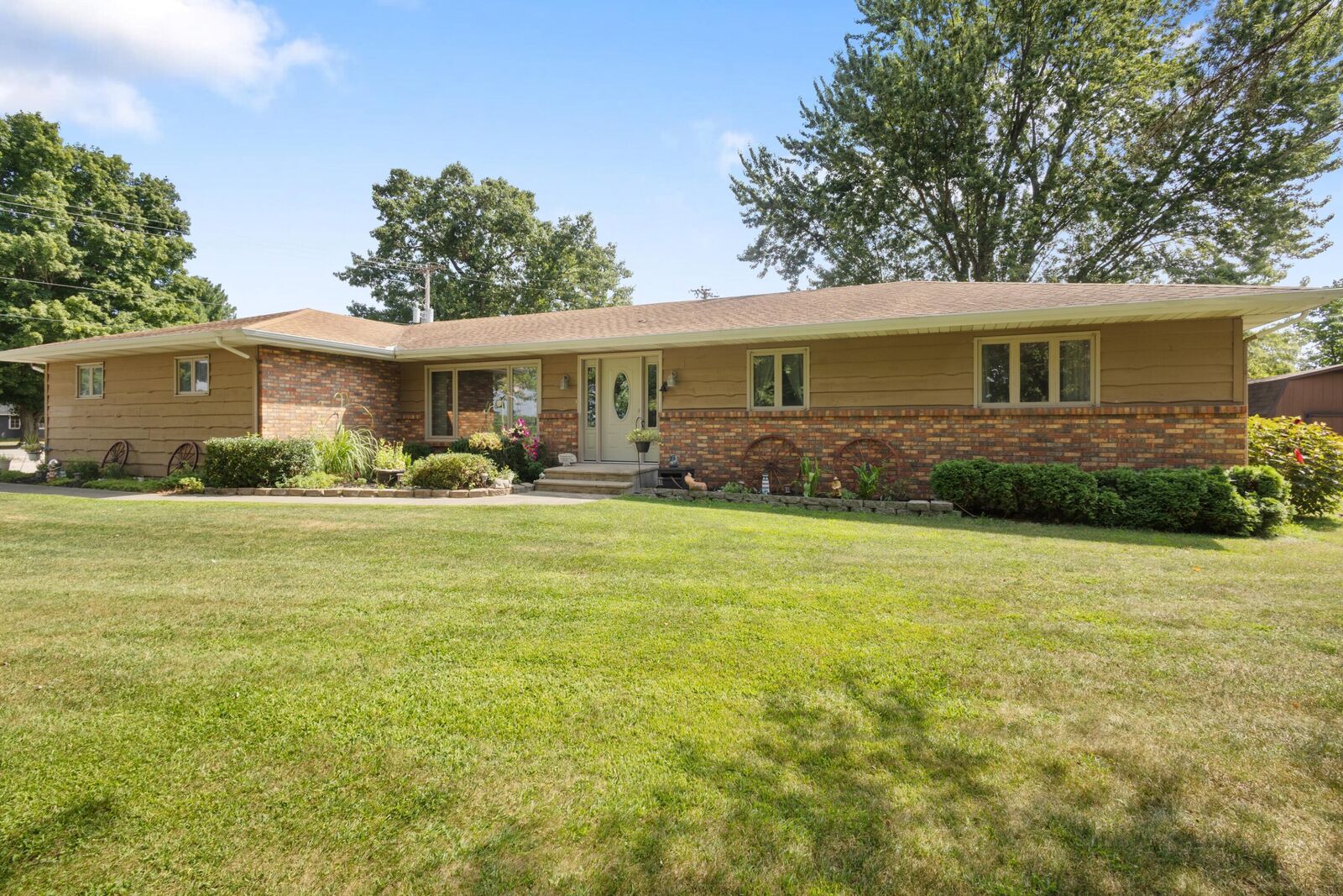 Property Photo: 55019 North Fisher Lake Road MI 49093