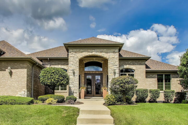 Property Photo:  8132 Pickens Drive  IL 60462 