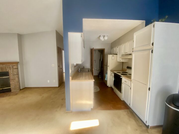Property Photo: 1826 Kerrybrook Court 1826 IL 60178