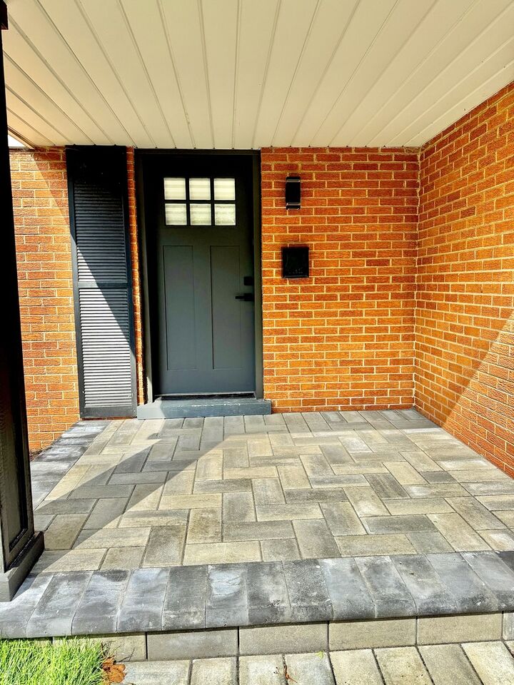 Property Photo:  6 S Donald Avenue  IL 60004 