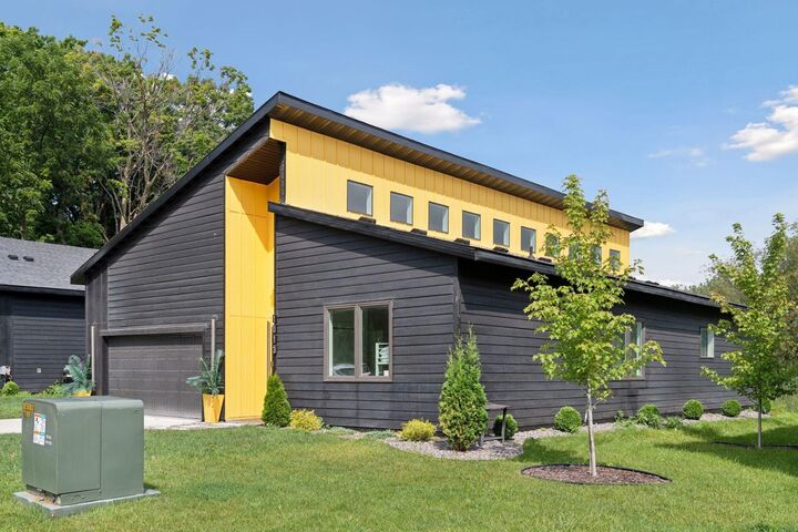 1013 Gardner Street  Wayzata MN 55391 photo