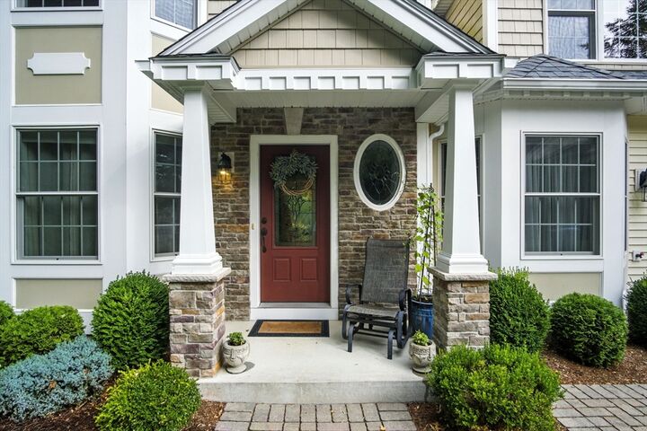 Property Photo:  18 Hampton Circle Ext 18  MA 01876 