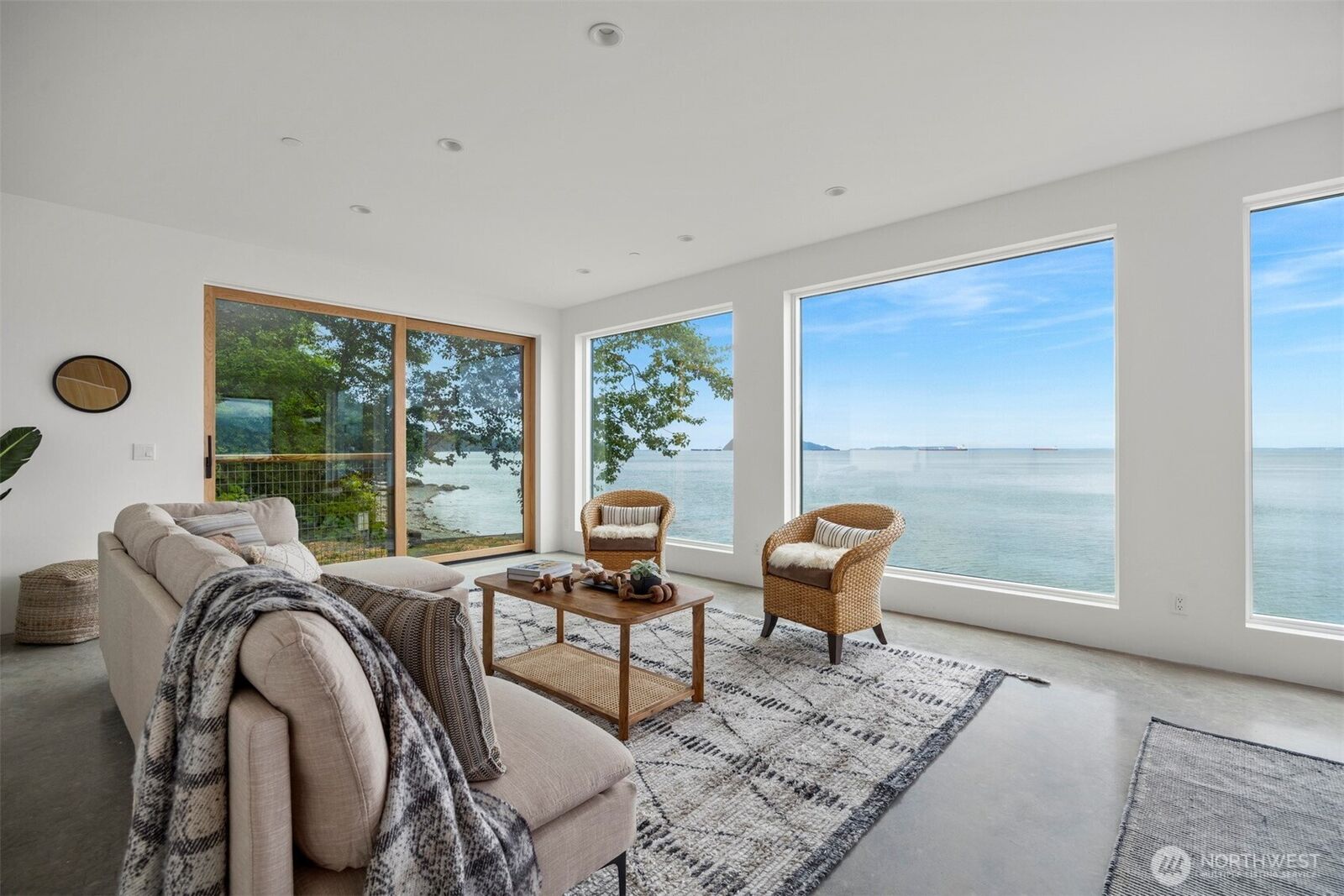 Property Photo: 4869 Mercer Road WA 98232