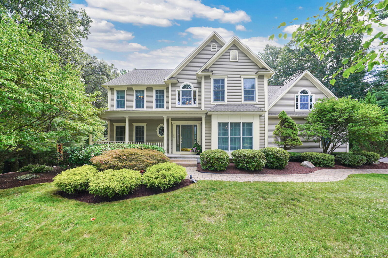 Property Photo:  30 Old Farms Lane  CT 06093 