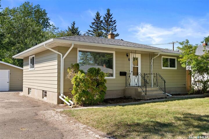 6 Stapleford Crescent  Regina SK S4R 4S4 photo