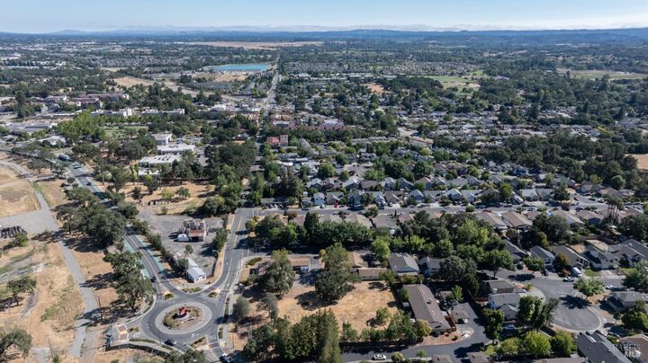 Property Photo: 9551 Old Redwood Highway CA 95492