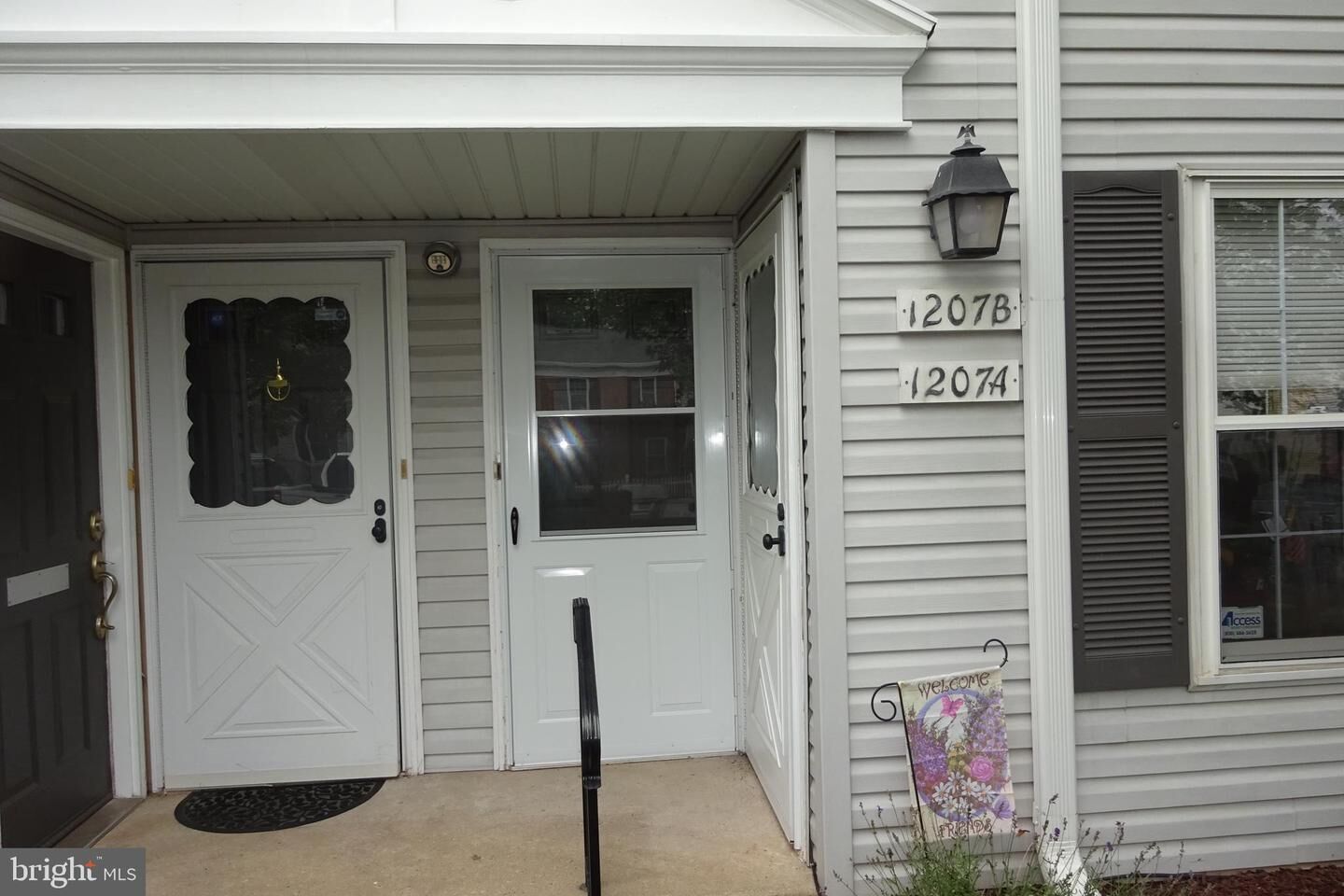 Property Photo: 1207 B Crosshill Court PA 19446