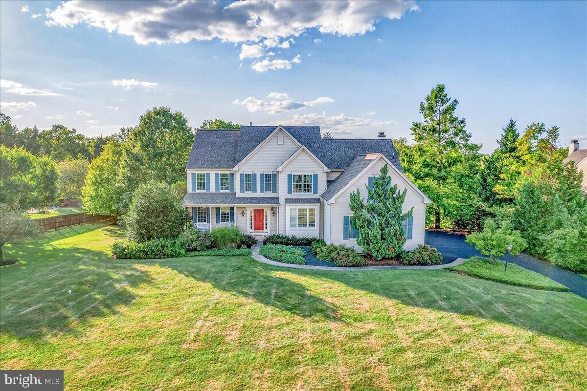 Property Photo: 1082 Chelsea Way PA 19426