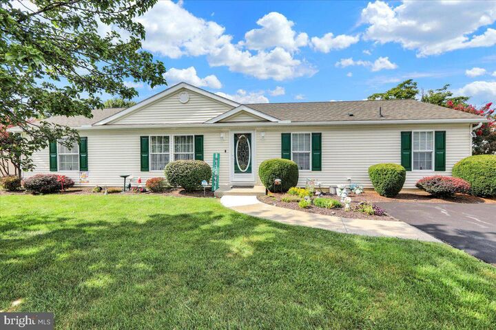 Property Photo: 106 Allison Place PA 19510