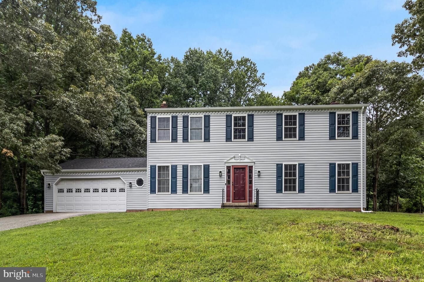 Property Photo: 511 Dogwood Court MD 20646