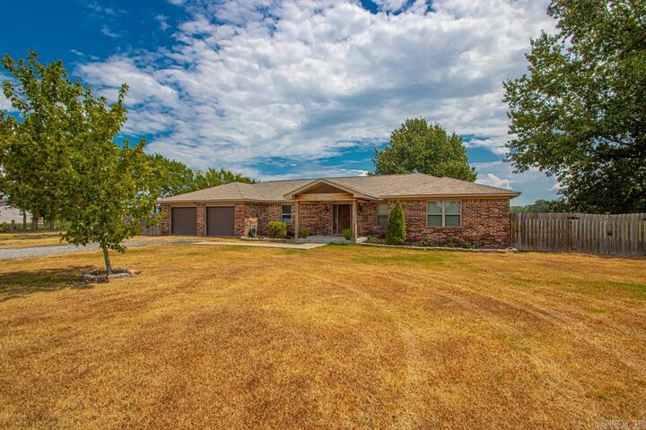 Property Photo:  5704 Valentine Road  AR 72117 