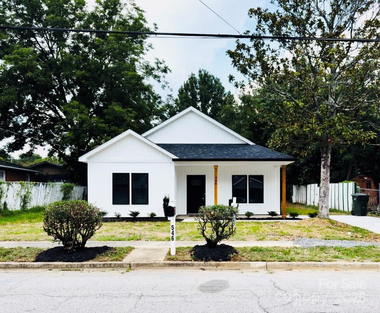 Property Photo: 546 Whitner Street SC 29730