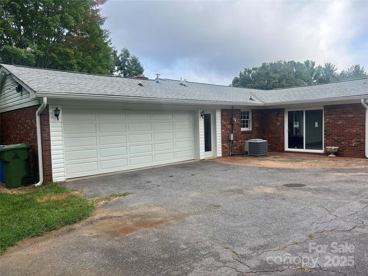 Property Photo: 42 Sheppard Drive NC 28806