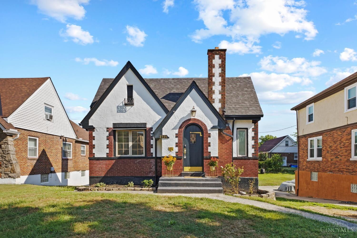 Property Photo: 1906 Andina Avenue OH 45237