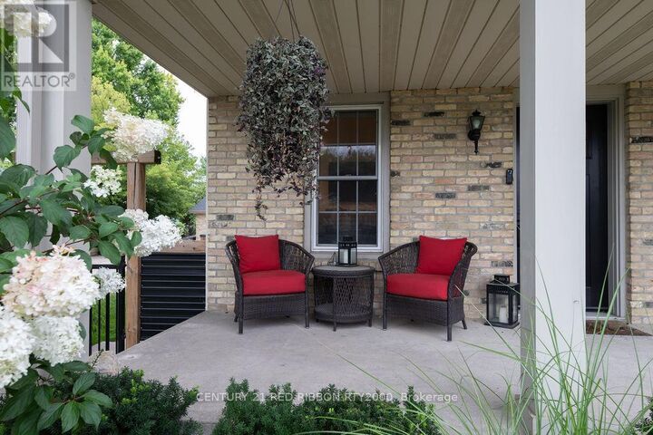 Property Photo: 106 Egerton Street ON N7G 2E7
