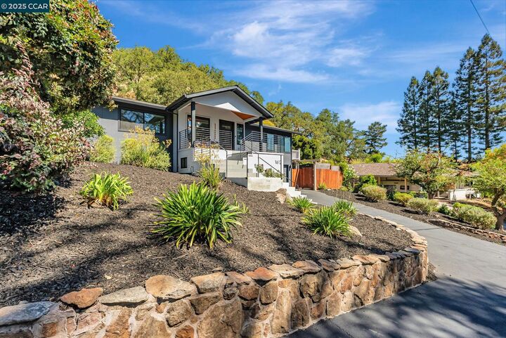 Property Photo:  1612 Cervato Cir  CA 94507 