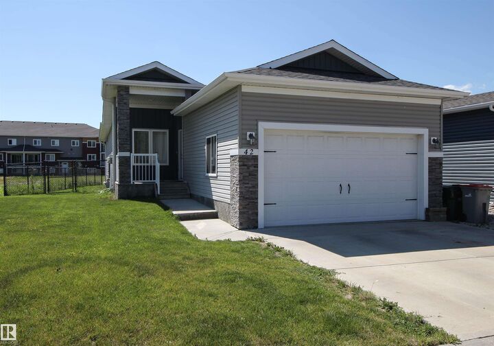42 Sun Meadows Close  Stony Plain AB T7Z 0K1 photo