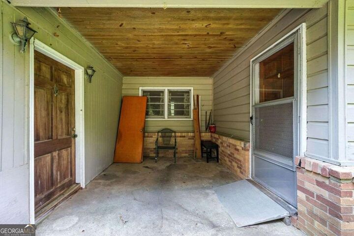 Property Photo: 7099 Lakeview Lane GA 30360