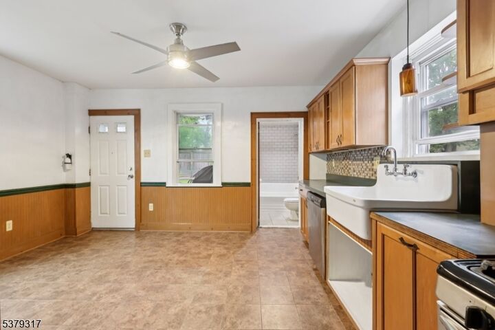 Property Photo: 105 W Somerset St NJ 08869