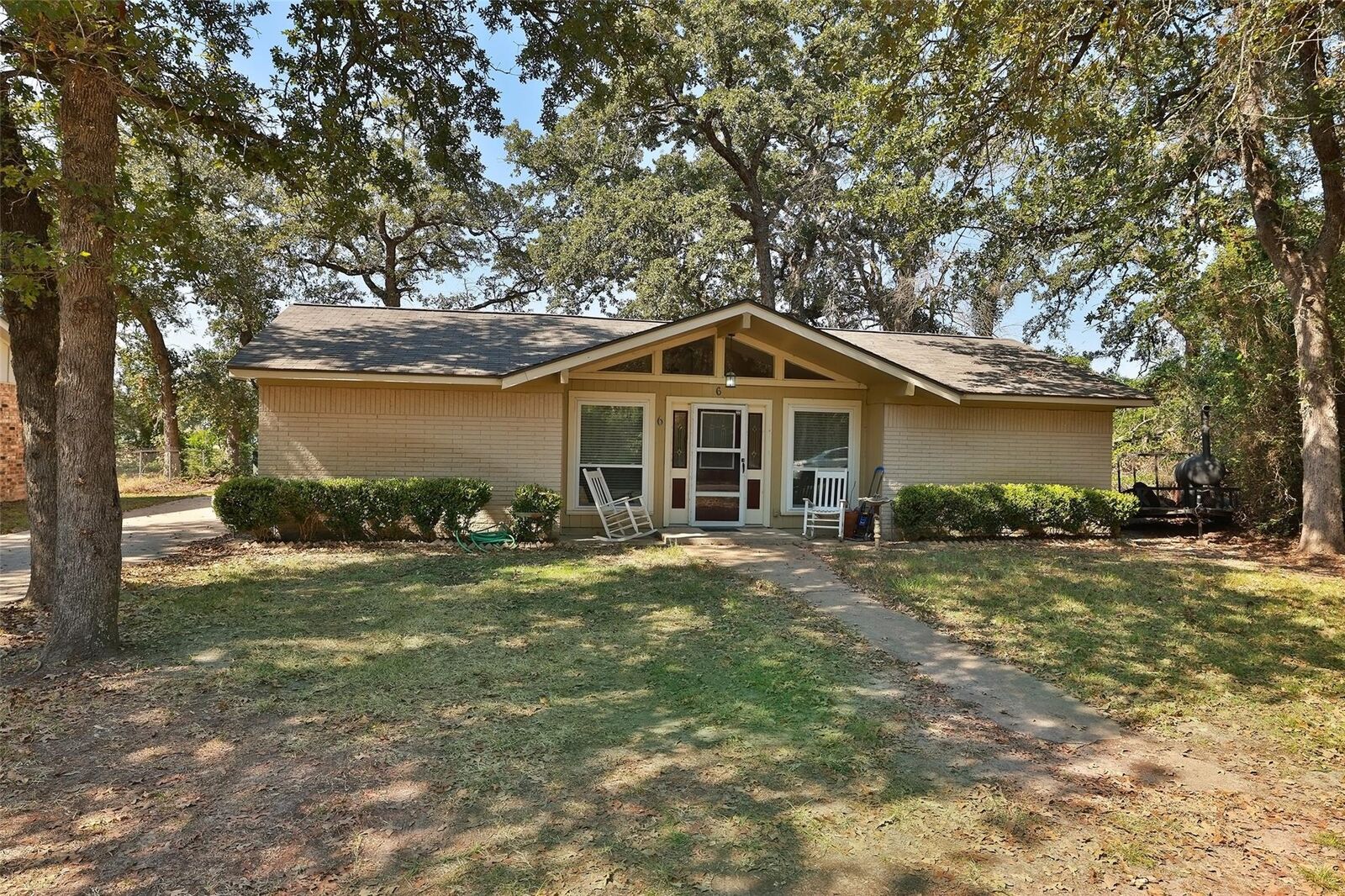 Property Photo: 6 Acapulco Lane TX 77871