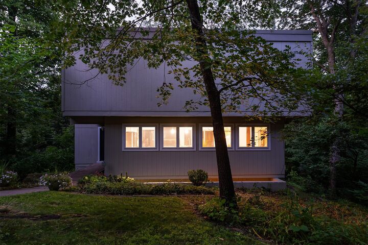 Property Photo: 2201 Timberland Road IA 50014