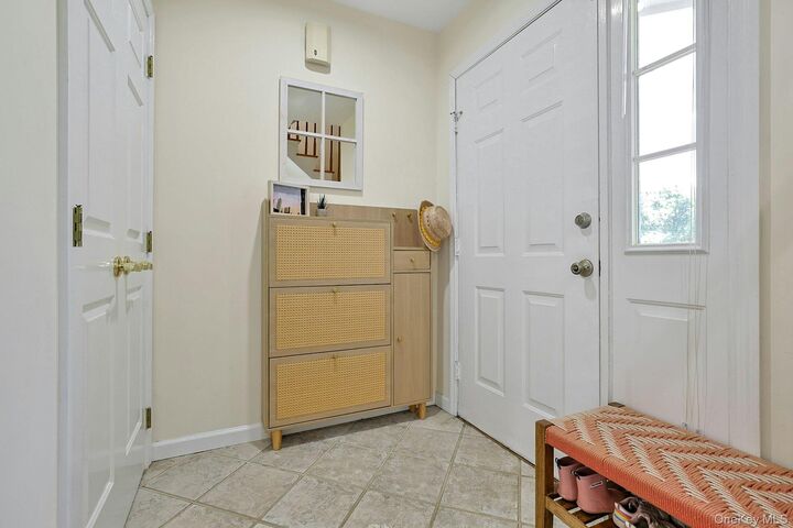 Property Photo: 9 Arborwood Lane NY 10603