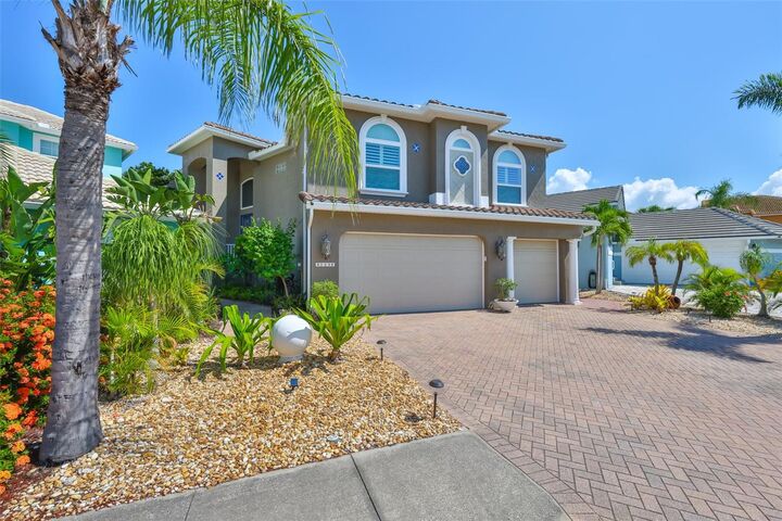 Property Photo: 849 Symphony Isles Boulevard FL 33572