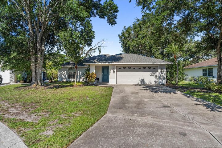 5471 Cynthia Lane  Sarasota FL 34235 photo