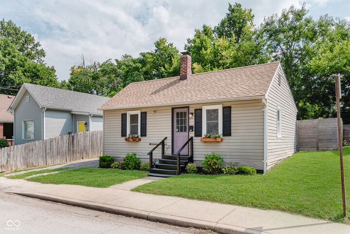 Property Photo: 831 Laurel Street IN 46203