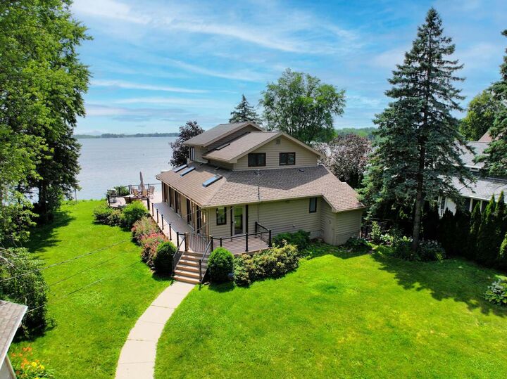 23235 N Shore Dr  Dover WI 53139 photo