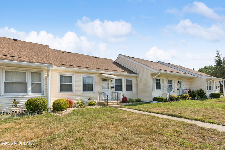 Property Photo: 160 Rue De St Germaine C NJ 07728