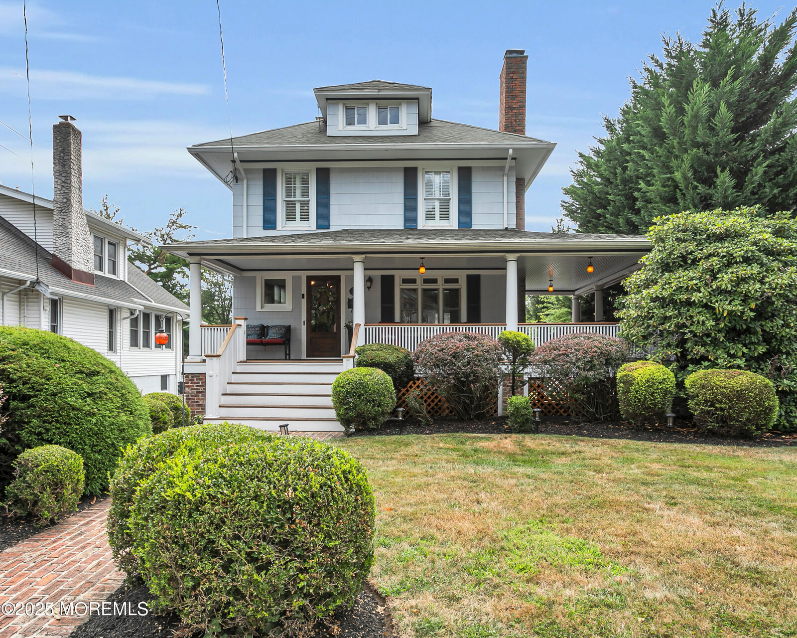 Property Photo:  137 E Bergen Place  NJ 07701 
