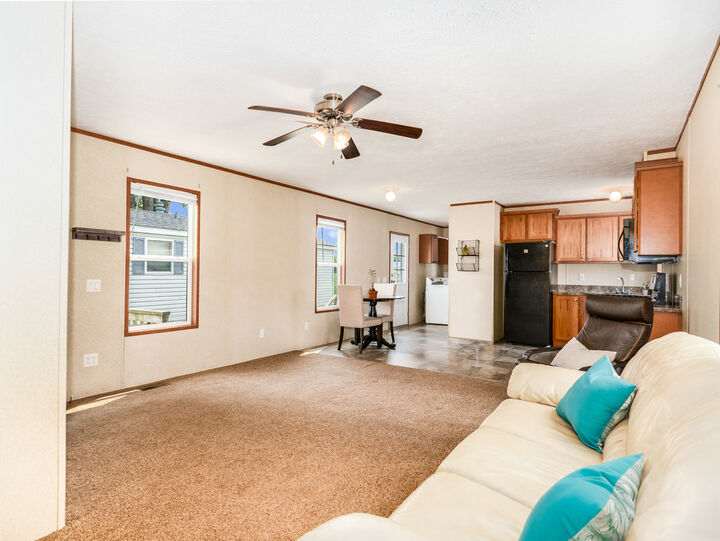 Property Photo: 1336 Lauren Drive IL 60548