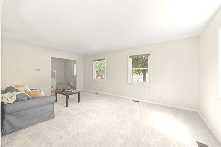 Property Photo:  100 Ellington Drive  IL 60194 