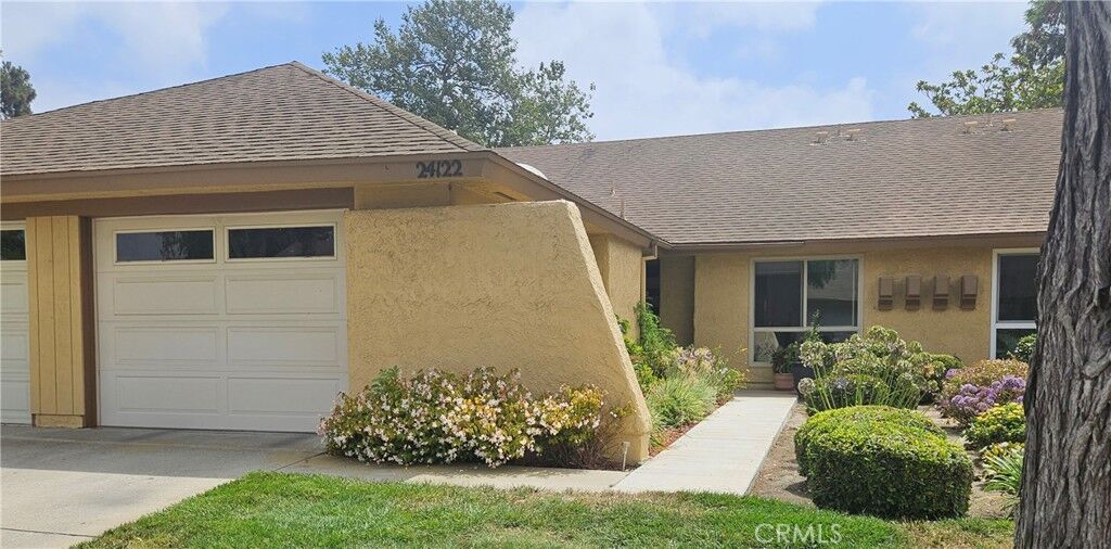Property Photo: 24122 Village 24 CA 93012