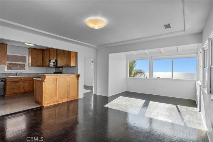 Property Photo:  3216 Highland Avenue  CA 90266 
