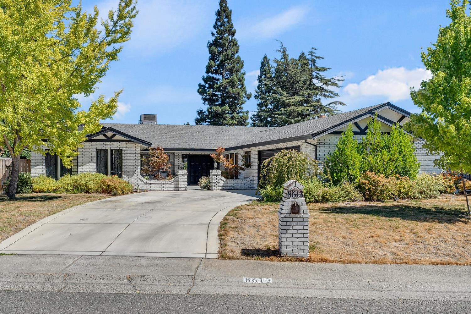 Property Photo: 8613 Gaines Avenue CA 95662
