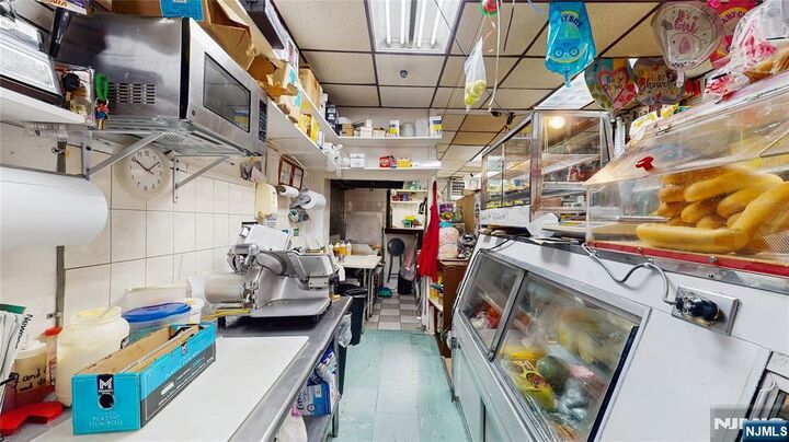 Property Photo:  396 Baldwin Avenue  NJ 07306 