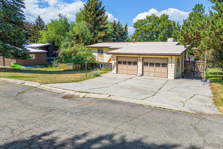 Property Photo: 8 Columbine Road MT 59802