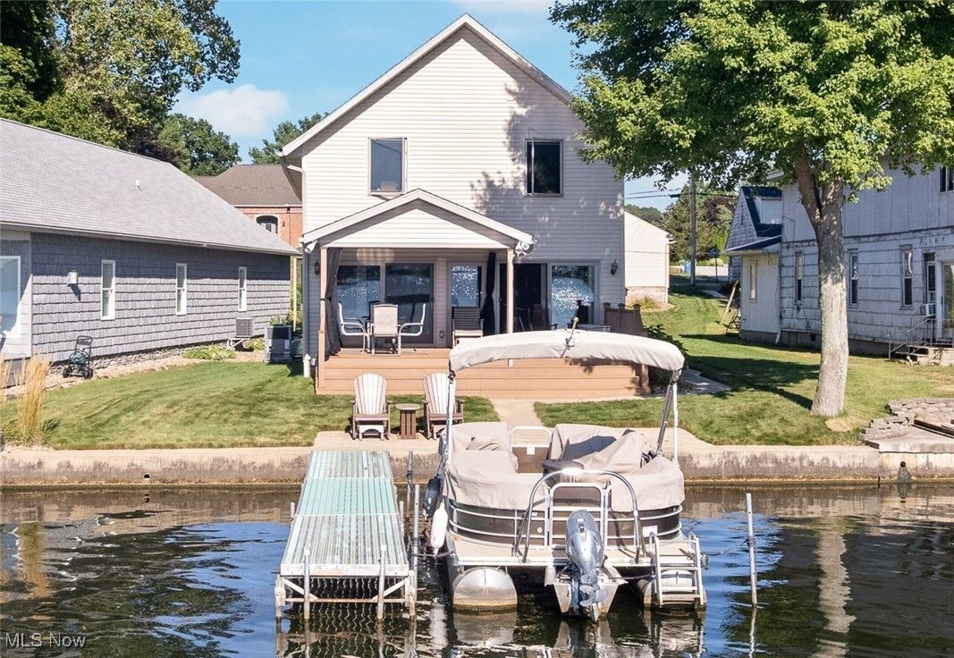 Property Photo: 4628 Whyem Drive OH 44319