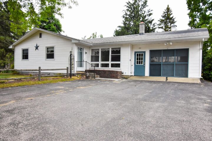 23 Lamoille Terrace  Milton VT 05468 photo