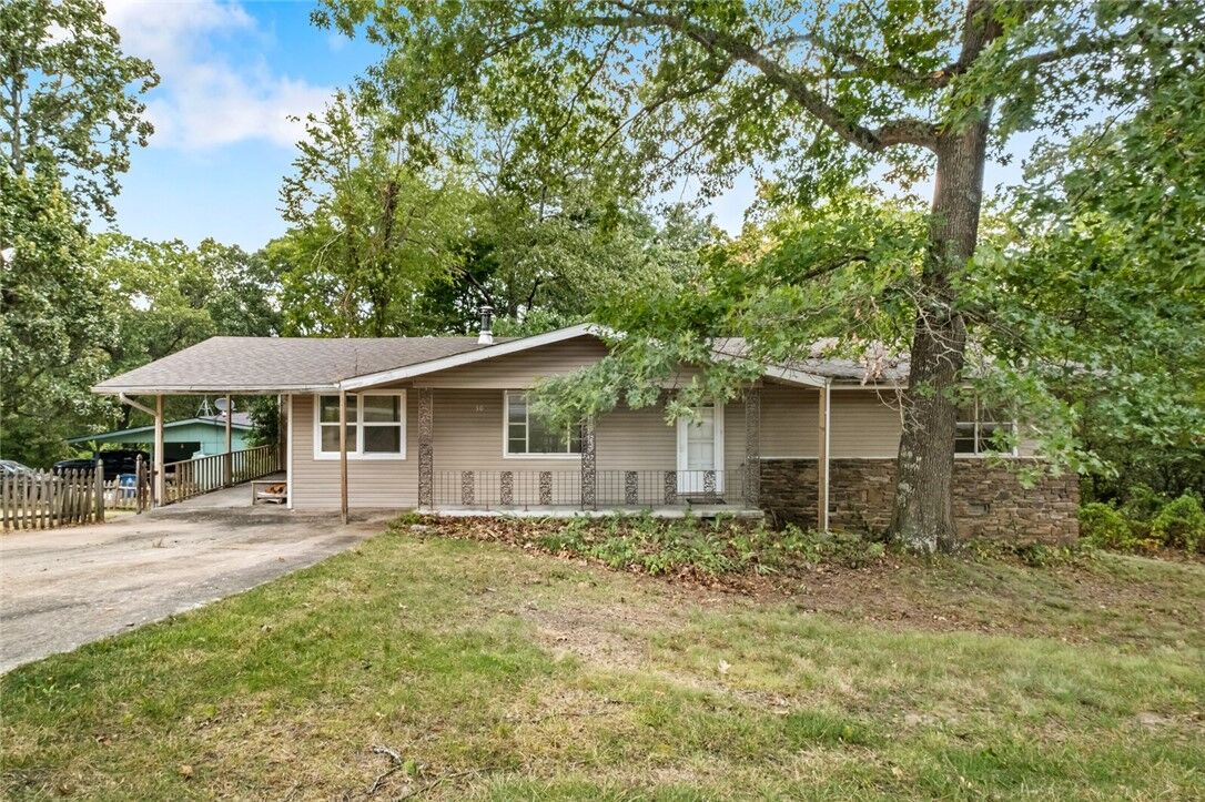 Property Photo: 30 Worcester Drive AR 72714