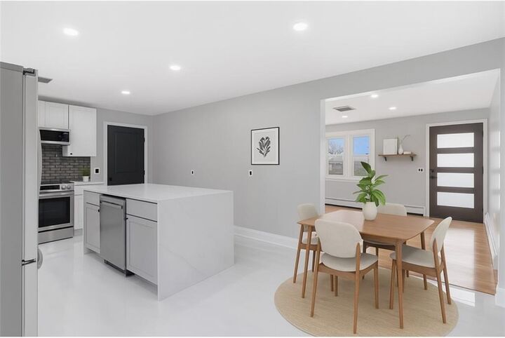 Property Photo:  50 Riverview Ave  RI 02891 